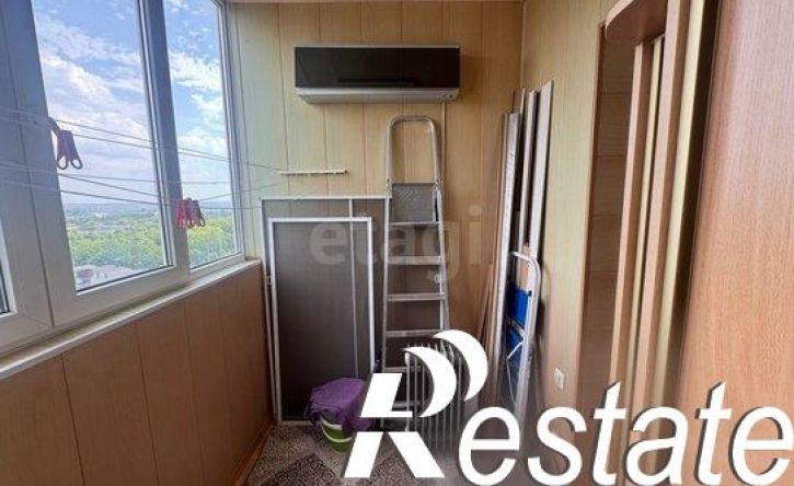 3-комн квартира улица Николая Чумичова, 70,  д. 70