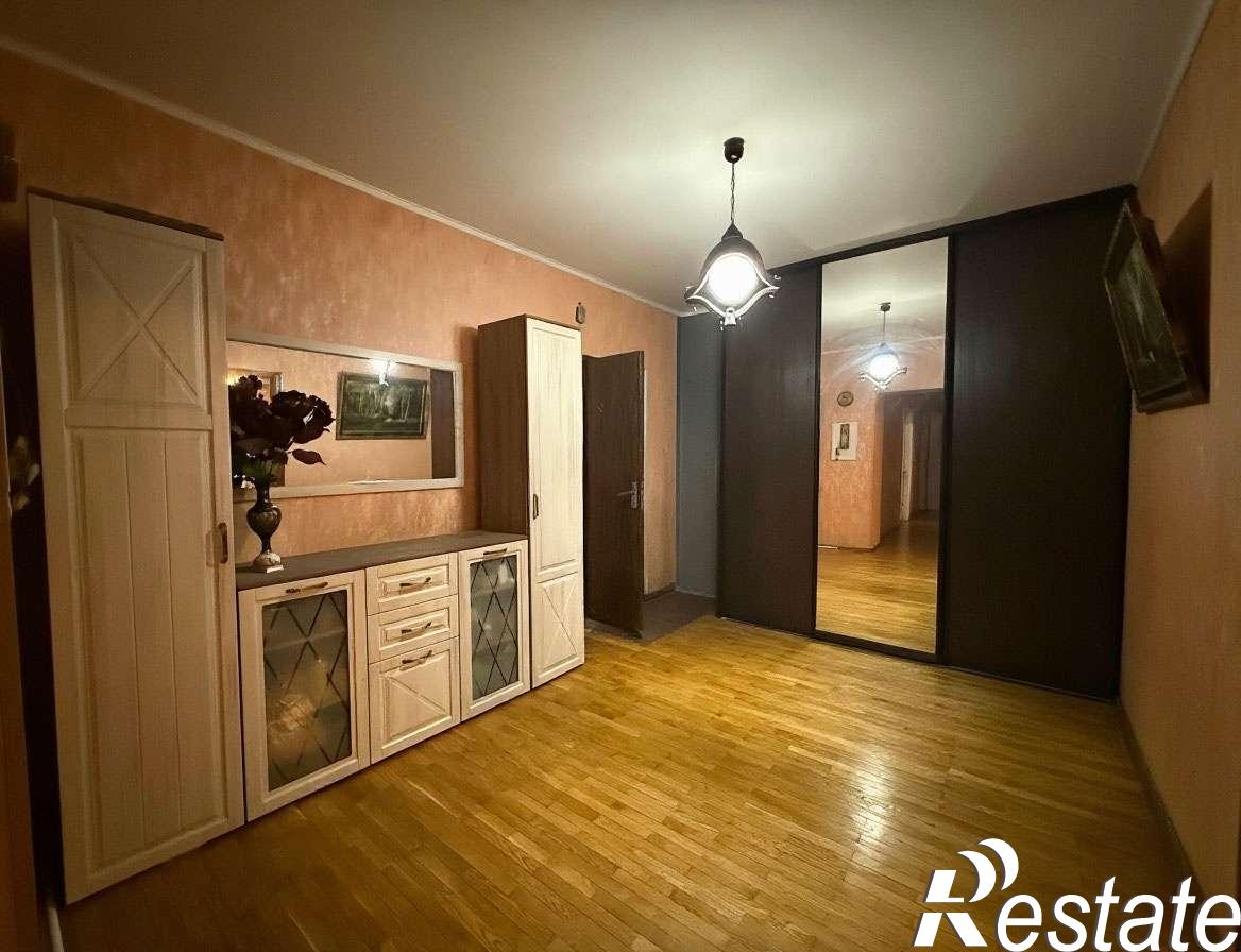 Купить квартиру за 12 800 000 рублей на Гостенская улица, 2