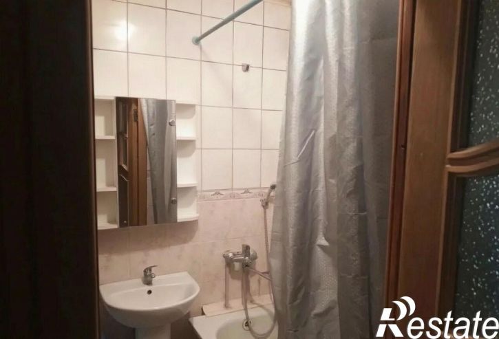 4-комн квартира Некрасова улица, 30