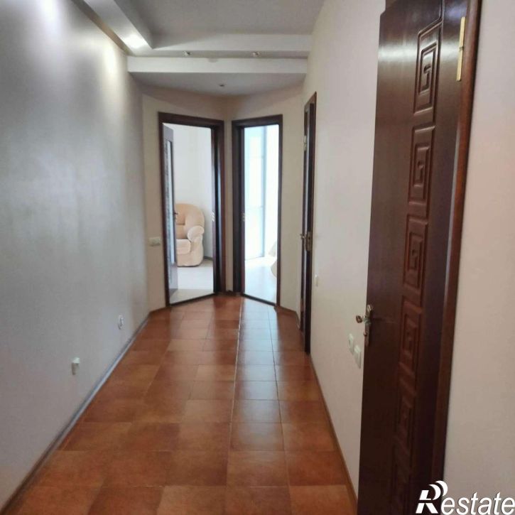 3-комн квартира Губкина улица, 16В