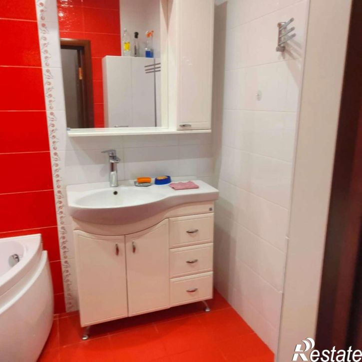 3-комн квартира Губкина улица, 16В